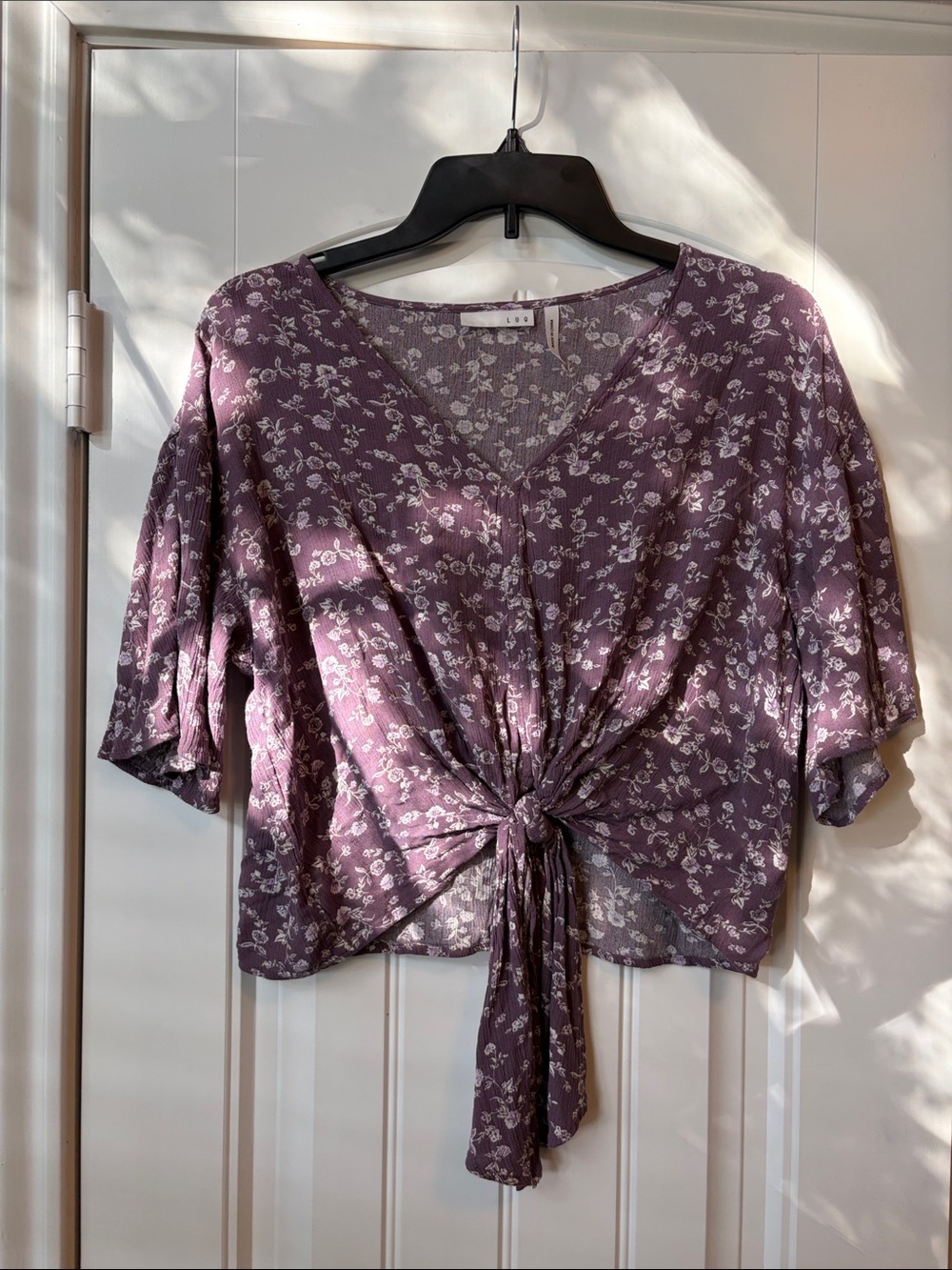 Floral Tie-Front V-Neck Blouse in Mauve Purple